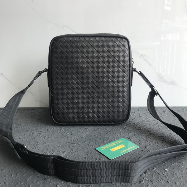 ボッテガヴェネタバッグ内部構造